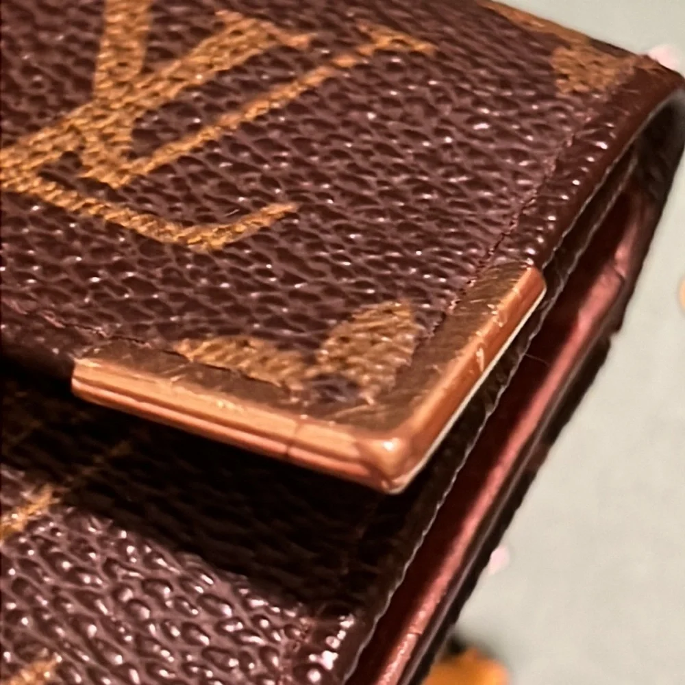 Authentic Louis Vuitton vintage wallet - Picture 13 of 16